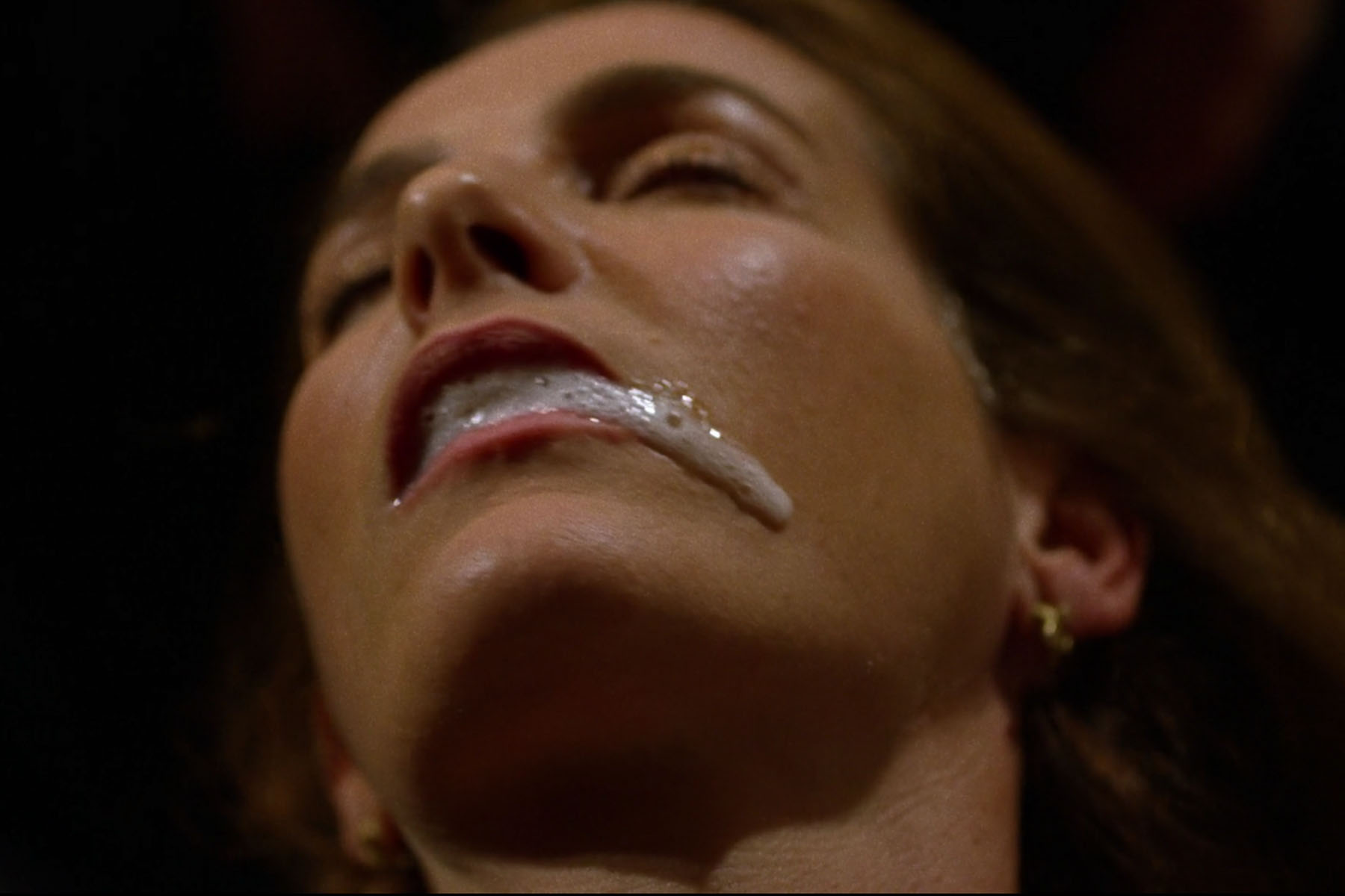Ayelet Zurer (Foaming Mouth) - Daredevil (Season 1) .
